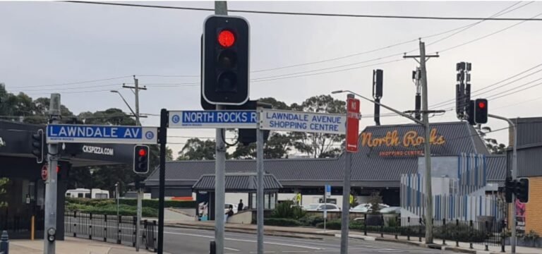 Math tutor North Rocks NSW near Lawndale Avenue Shopping Centre and North Rocks Road intersection